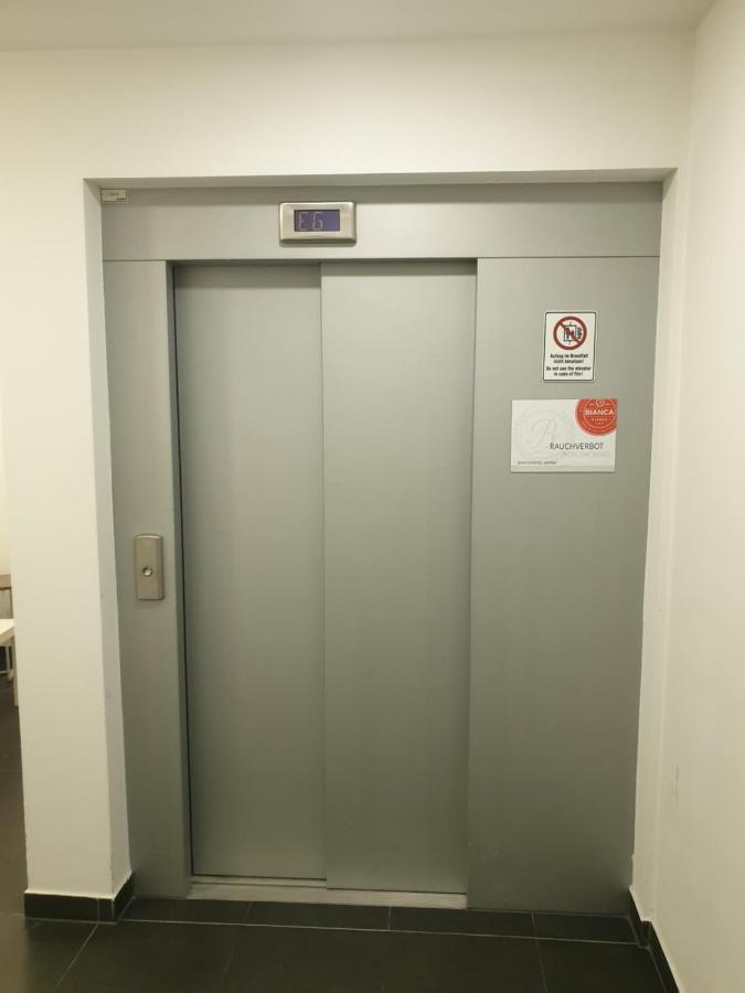 Bookvienna "Jim" Apartments ภายนอก รูปภาพ